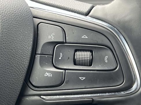 Used 2025 Buick Envista Sport Touring w/ Convenience I Package image 28