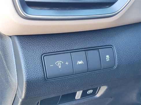 Used 2022 Hyundai Santa Fe SEL image 17