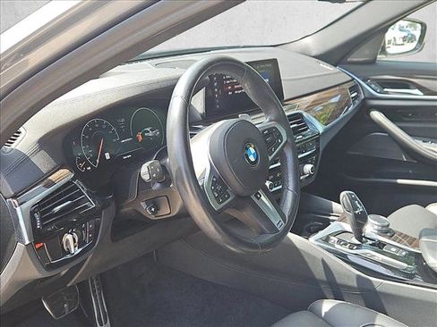 Used 2019 BMW M550i xDrive w/ Premium Package AWD/4WD image 10