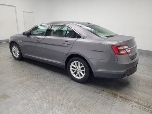 Used 2014 Ford Taurus SE image 3