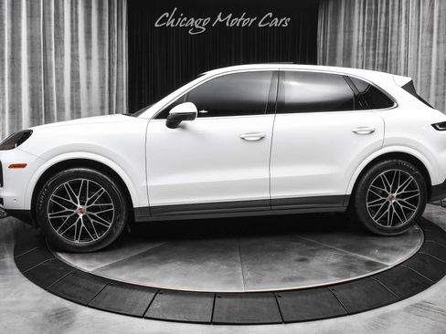 Used 2025 Porsche Cayenne image 1
