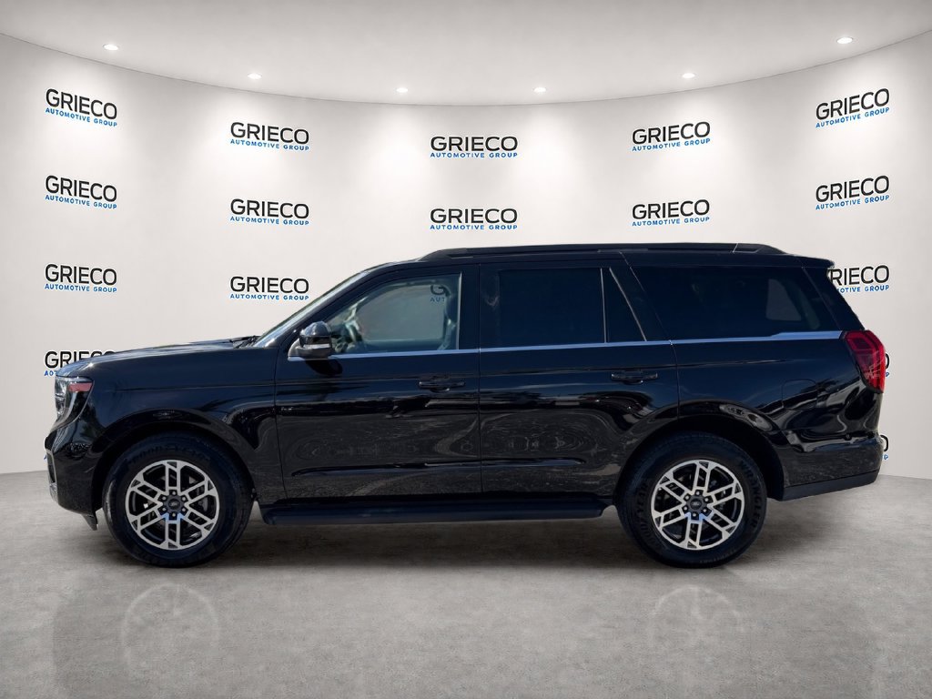 Used 2025 Ford Expedition Active RWD image 4