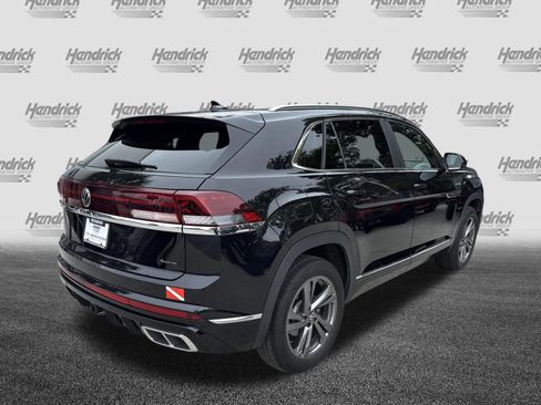 Used 2024 Volkswagen Atlas Cross Sport SEL R-Line image 9