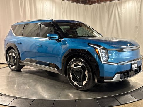 Certified 2024 Kia EV9 Land AWD/4WD image 7