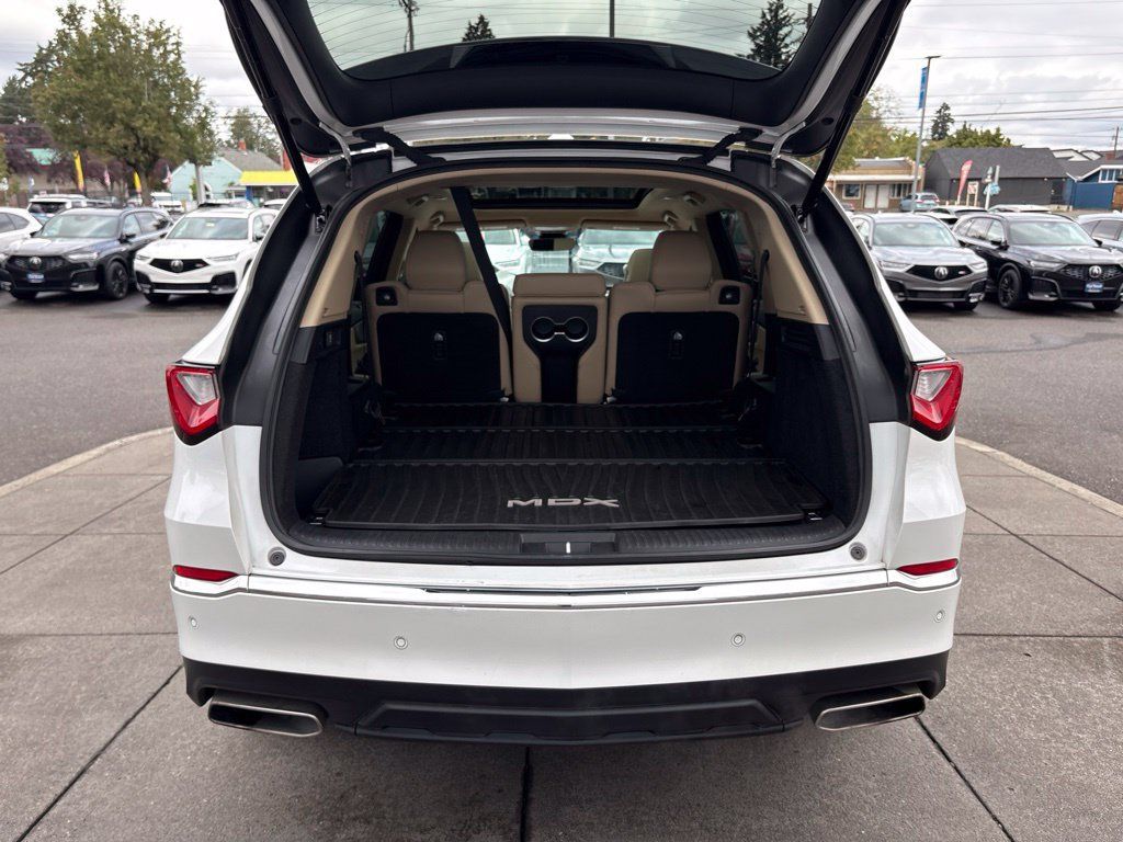 Certified 2024 Acura MDX w/ Technology Package AWD/4WD image 32