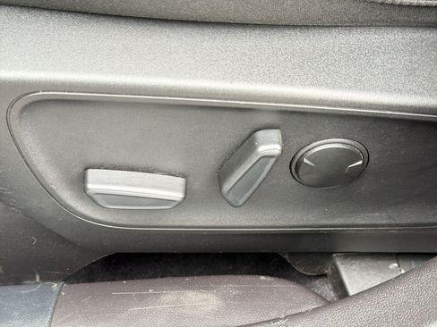 Certified 2023 Ford Escape Active AWD/4WD image 14