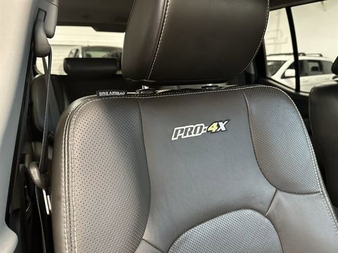 Used 2015 Nissan Xterra PRO-4X w/ Pro-4x Leather Package image 37