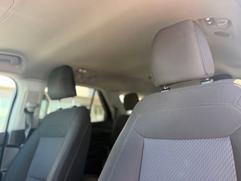 Used 2023 Ford Explorer XLT AWD/4WD image 16