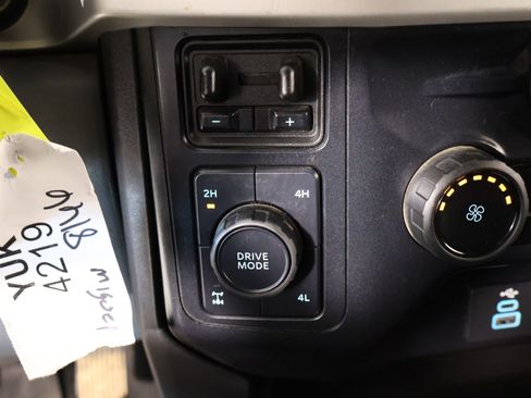 Used 2024 Ford F250 XLT w/ FX4 Off-Road Package image 7