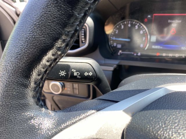 Used 2022 Ford Explorer Limited w/ Equipment Group 301A AWD/4WD image 19