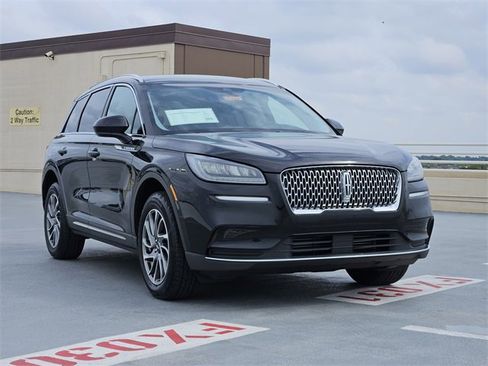 Certified 2022 Lincoln Corsair AWD w/ Equipment Group 101A image 3