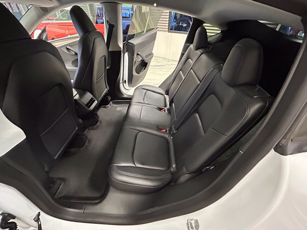 Used 2022 Tesla Model Y Performance AWD/4WD image 53