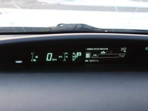 Used 2015 Toyota Prius One image 10