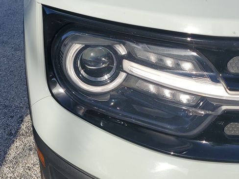 Used 2022 Ford Bronco Sport Outer Banks image 2