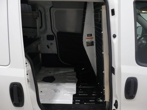 Used 2022 RAM ProMaster City Tradesman FWD image 21
