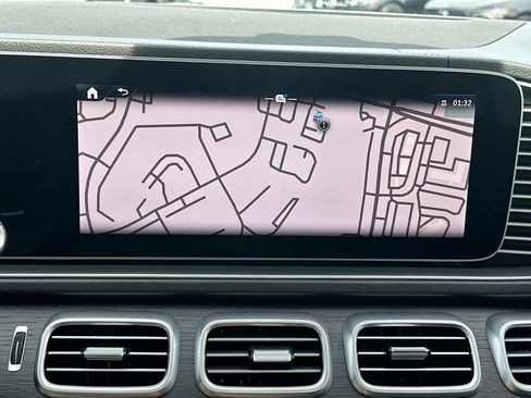 New 2026 Mercedes-Benz GLS 450 4MATIC image 31
