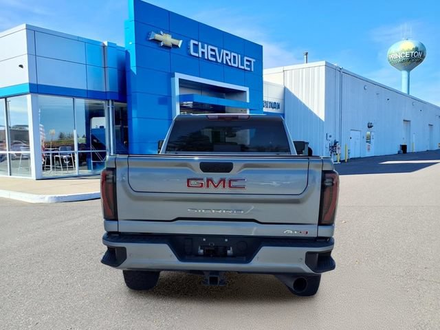 Used 2024 GMC Sierra 2500 AT4 w/ AT4 Premium Plus Package AWD/4WD image 4