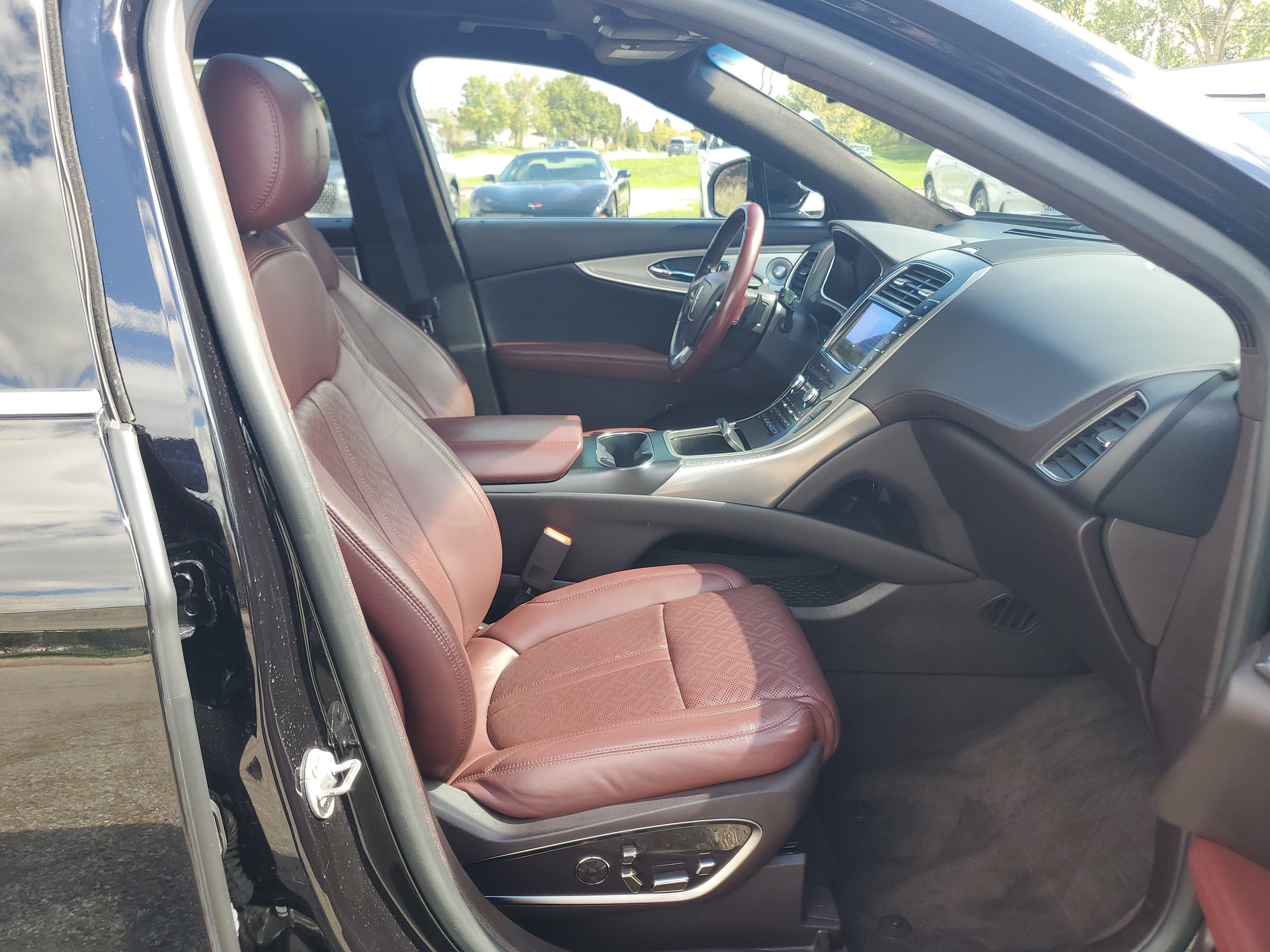 Used 2019 Lincoln Nautilus Black Label AWD/4WD image 9