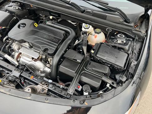 Used 2024 Chevrolet Malibu LT image 41