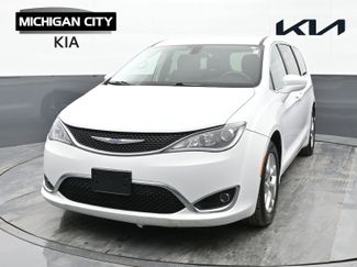 Used 2018 Chrysler Pacifica Touring Plus w/ Tire & Wheel Group video 1