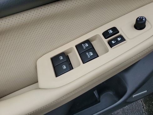 Used 2015 Subaru Outback 2.5i Limited image 17