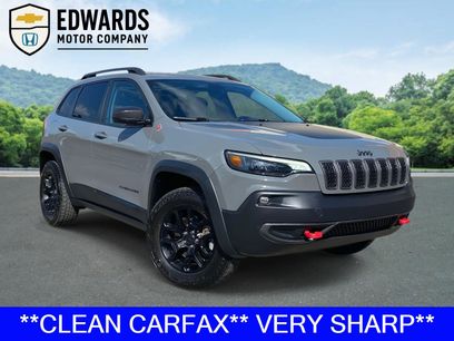 Used 2019 Jeep Cherokee Trailhawk w/ Comfort/Convenience Group