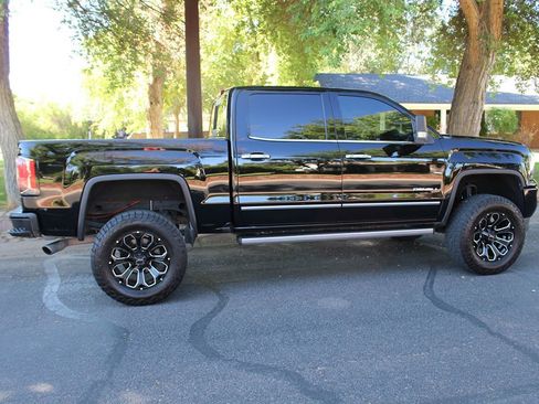 Used 2018 GMC Sierra 1500 Denali w/ Denali Ultimate Package image 37