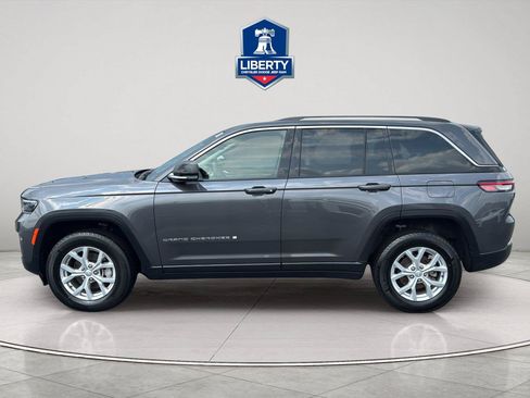 Certified 2023 Jeep Grand Cherokee Limited AWD/4WD image 5