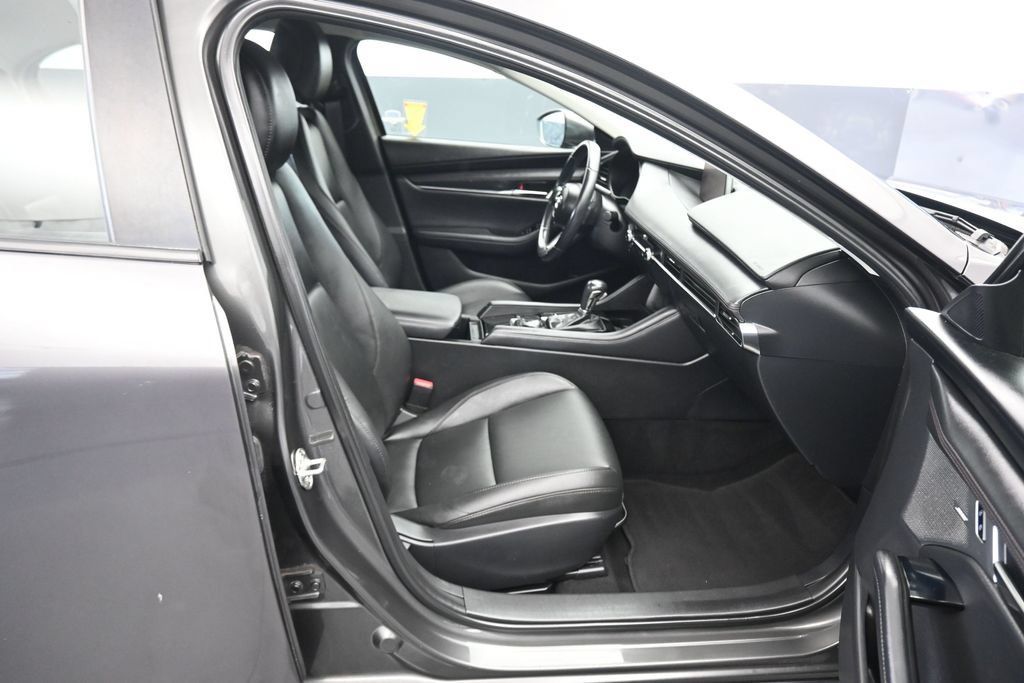 Used 2019 MAZDA MAZDA3 Sedan w/ Preferred Package FWD image 38