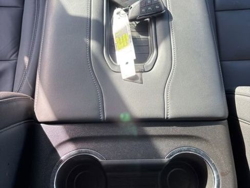 Used 2023 Chevrolet Tahoe Z71 w/ Off-Road Capability Package image 18