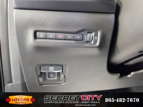New 2026 Jeep Cherokee Limited AWD/4WD image 15
