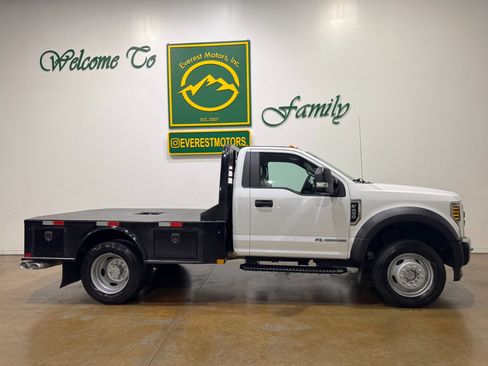 Used 2018 Ford F450 XL w/ Power Equipment Group image 9