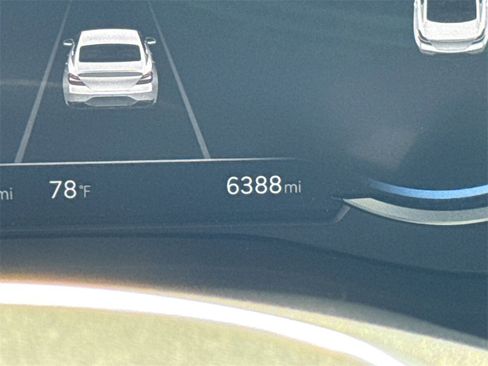 New 2025 Genesis G70 2.5T image 27