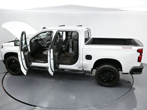 Used 2019 Chevrolet Silverado 1500 LT Trail Boss image 37