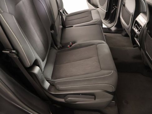 Used 2021 Jeep Grand Cherokee L Laredo w/ Luxury Tech Group I image 15