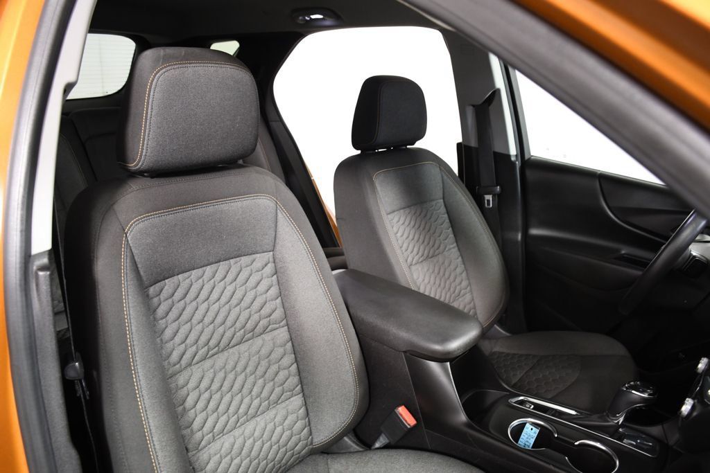Used 2018 Chevrolet Equinox LT FWD image 20