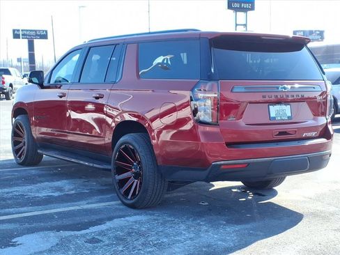 Used 2022 Chevrolet Suburban RST w/ Luxury Package image 5