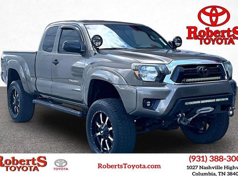 Used 2013 Toyota Tacoma 4x4 Access Cab V6 w/ SR5 Pkg image 1