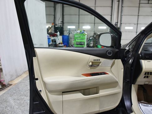 Used 2010 Lexus RX 350 AWD image 9