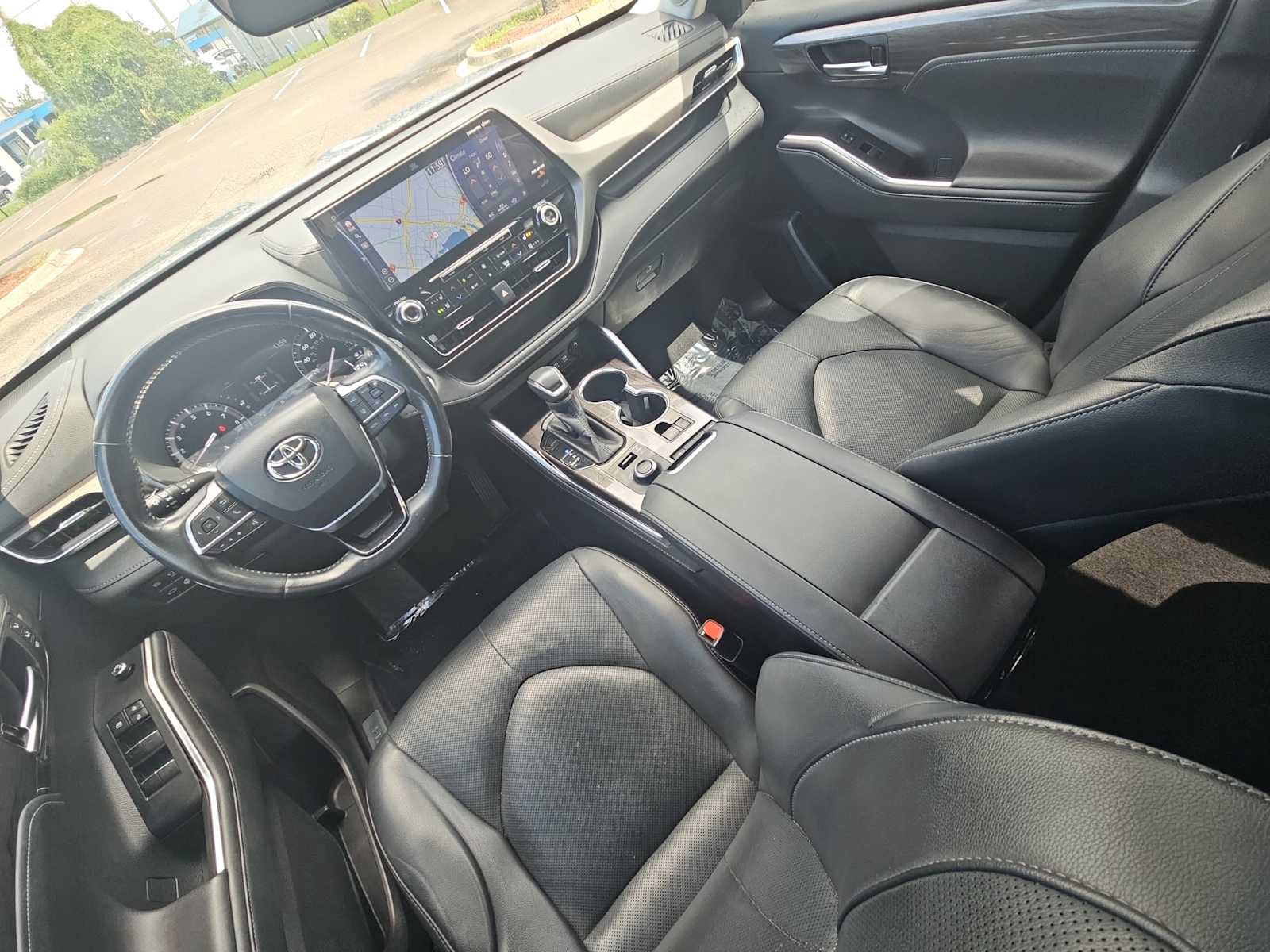 Used 2020 Toyota Highlander Limited AWD/4WD image 23
