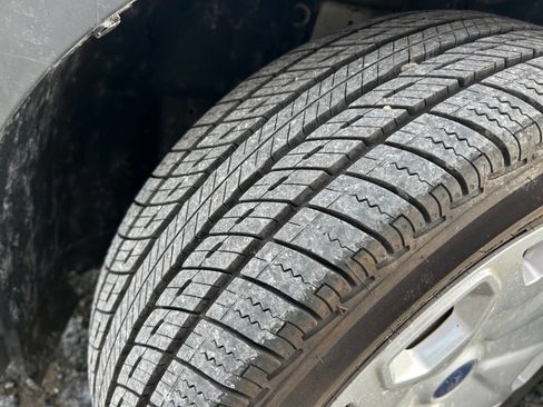 Used 2014 Ford Transit Connect XL image 6