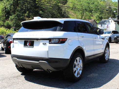 Used 2017 Land Rover Range Rover Evoque SE AWD/4WD image 8