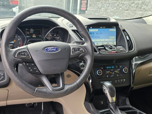 Used 2018 Ford Escape Titanium AWD/4WD image 11