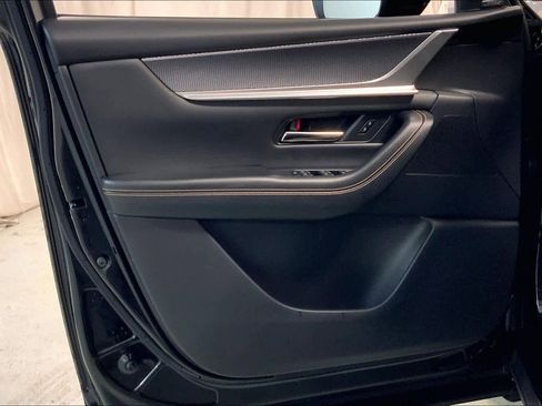 Used 2025 MAZDA CX-70 3.3 Turbo S w/ Premium Package image 21