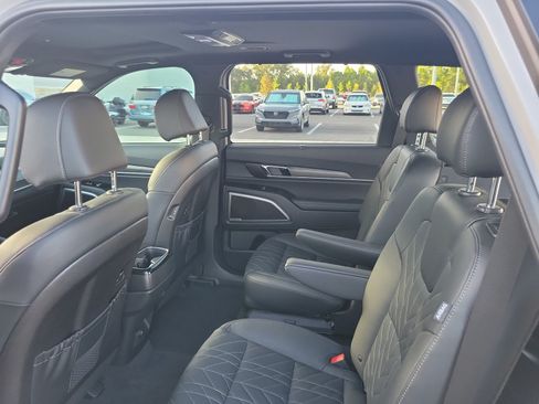 Used 2024 Kia Telluride EX X-Line AWD/4WD image 29