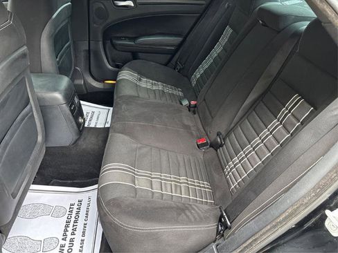 Used 2014 Chrysler 300 S image 16