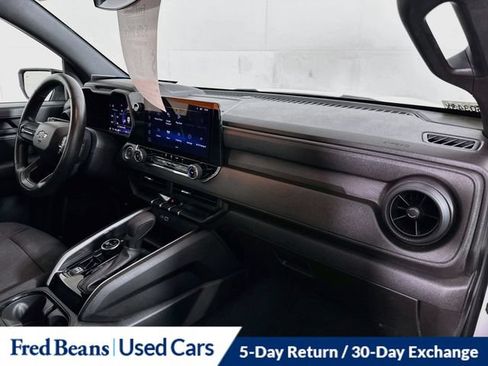 Used 2024 Chevrolet Colorado Trail Boss w/ Technology Package AWD/4WD image 36