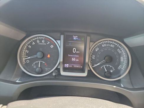 Certified 2021 Toyota Tacoma SR5 w/ Trail Edition RWD image 21