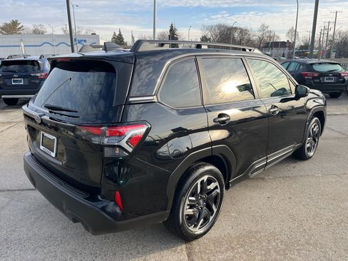 Certified 2025 Subaru Forester Limited image 5