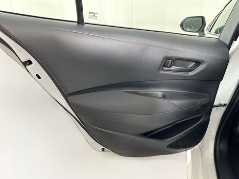 Used 2024 Toyota Corolla LE image 23